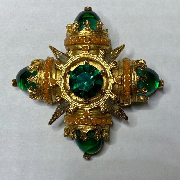 BENEDIKT NY Vintage Maltese Cross Brooch – Rare Variation Green Salmon Bead 60's - Picture 14 of 16